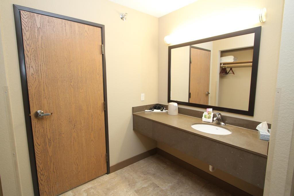 Bowman Lodge & Convention Center Dış mekan fotoğraf
